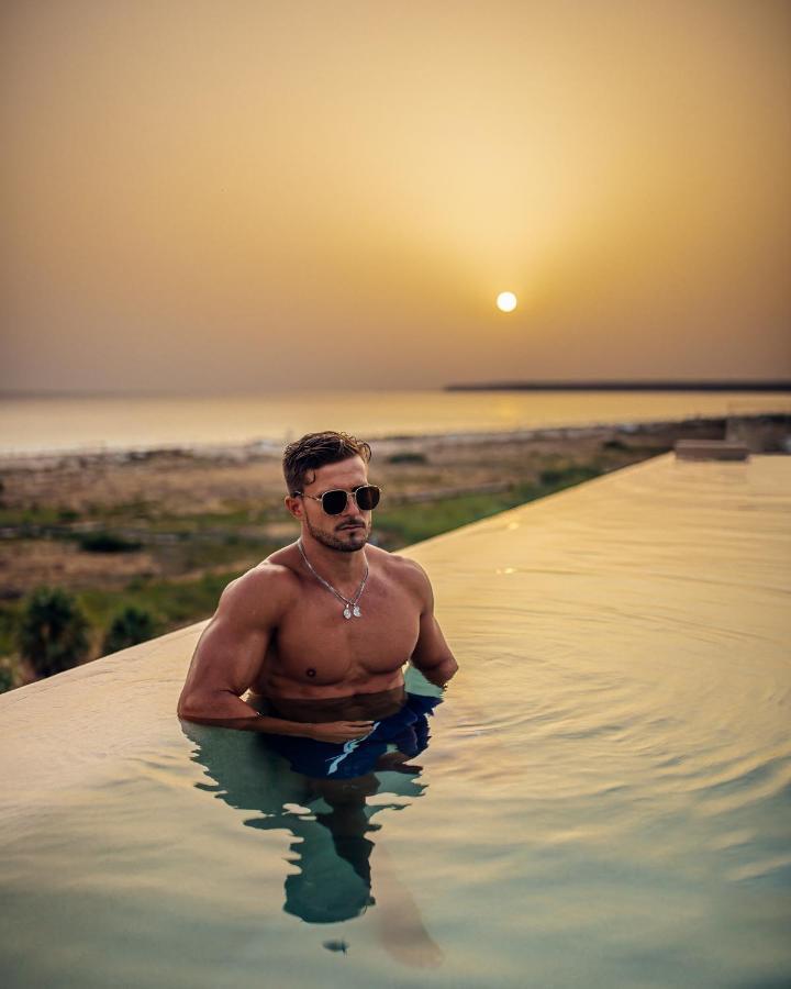 Zahara Beach & Spa By Qhotels - Adults Recommended ساهارا ذي لوس أتونِس المظهر الخارجي الصورة Alex Christensen in 2019